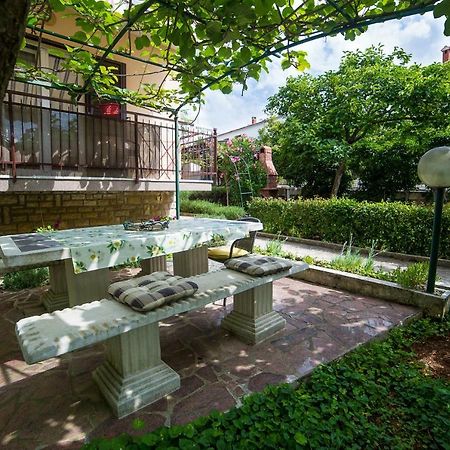 Apartments Marija Пореч Екстер'єр фото