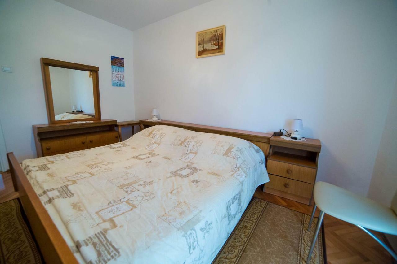 Apartments Marija Пореч Екстер'єр фото