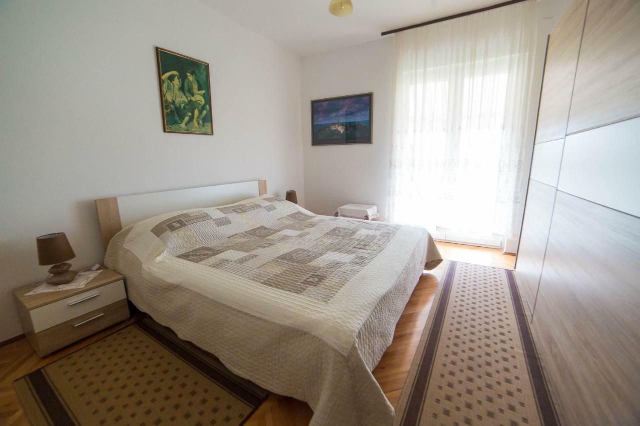 Apartments Marija Пореч Екстер'єр фото