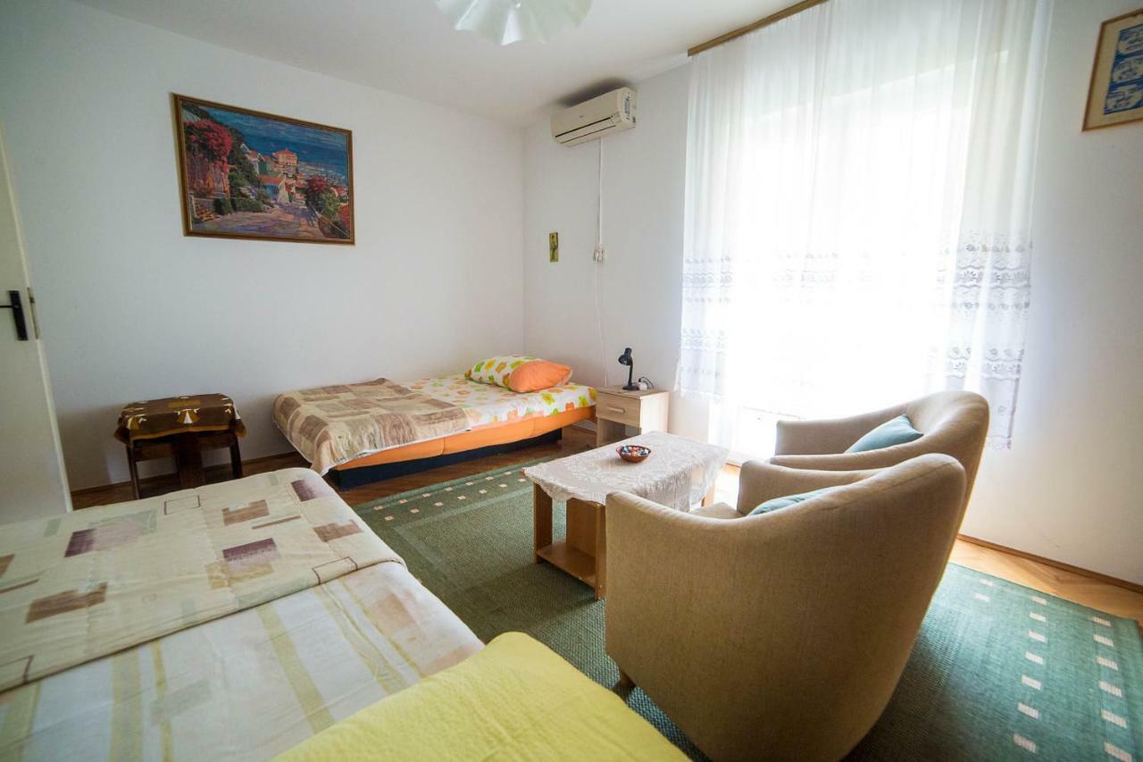 Apartments Marija Пореч Екстер'єр фото