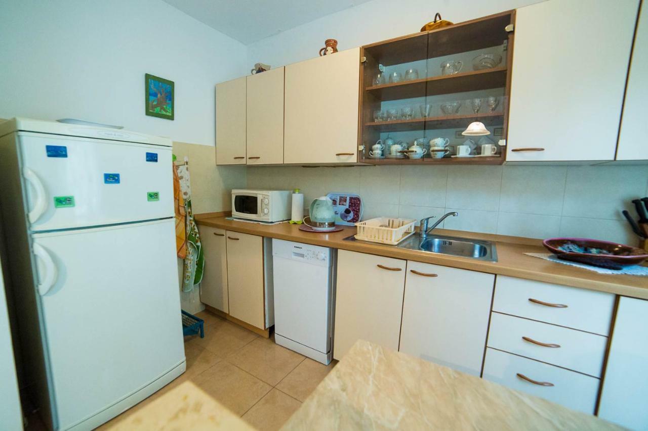 Apartments Marija Пореч Екстер'єр фото