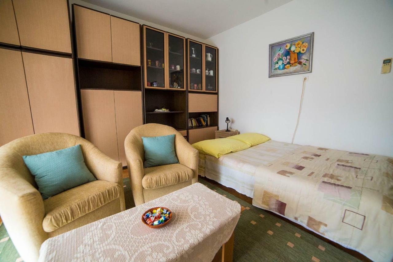 Apartments Marija Пореч Екстер'єр фото
